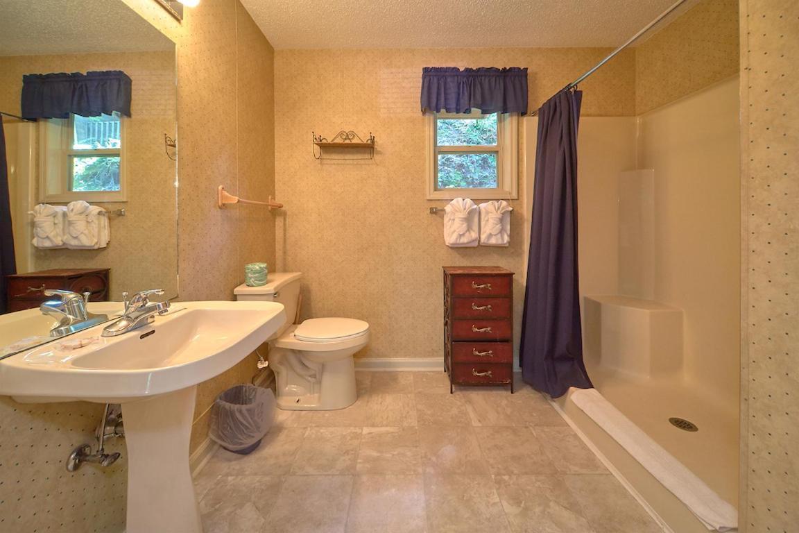 Mountain Hideaway Villa Gatlinburg Exterior photo